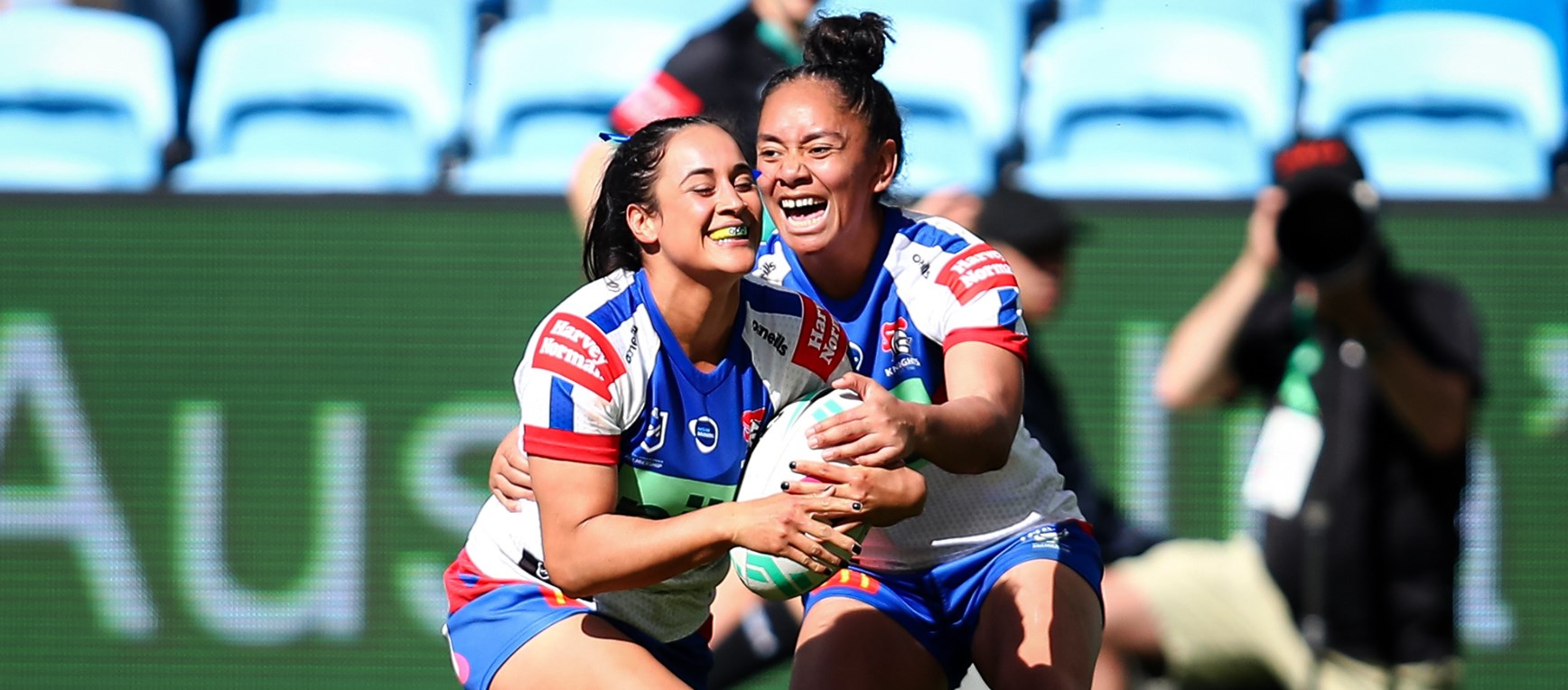 Gallery: Knights fight out thriller against Roosters