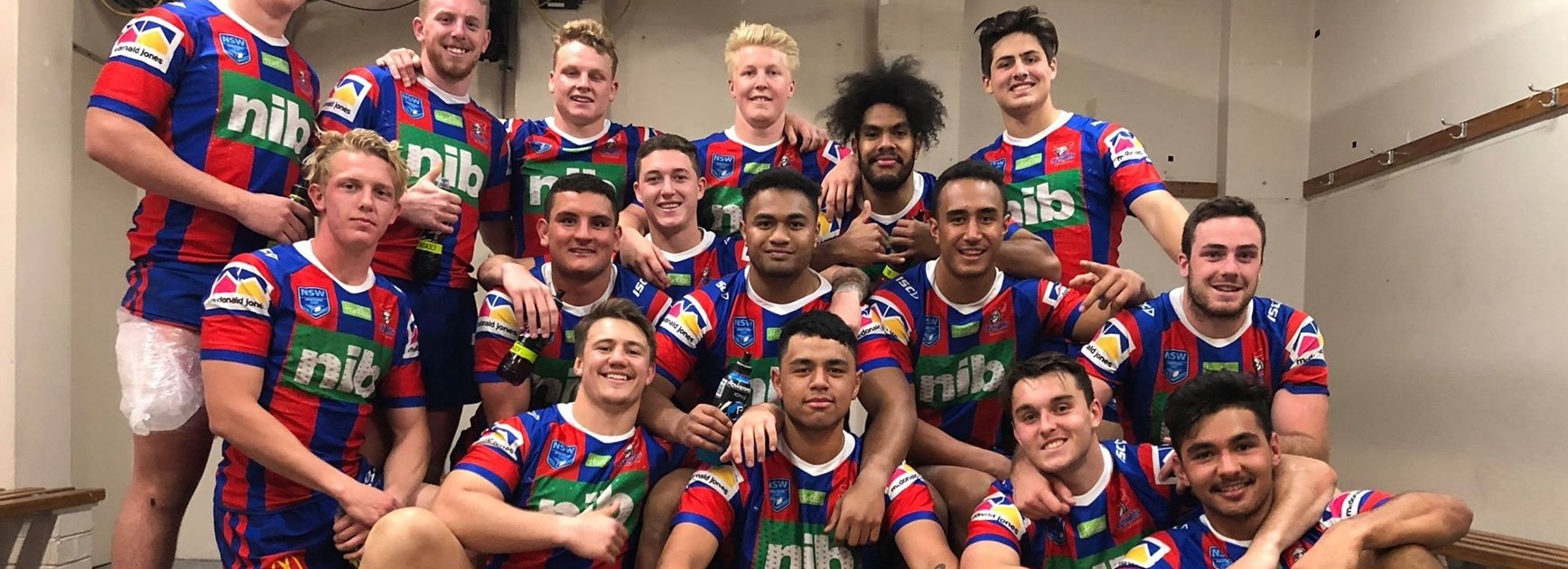 Lowrie calls on supporters to pack stadium for 20s final